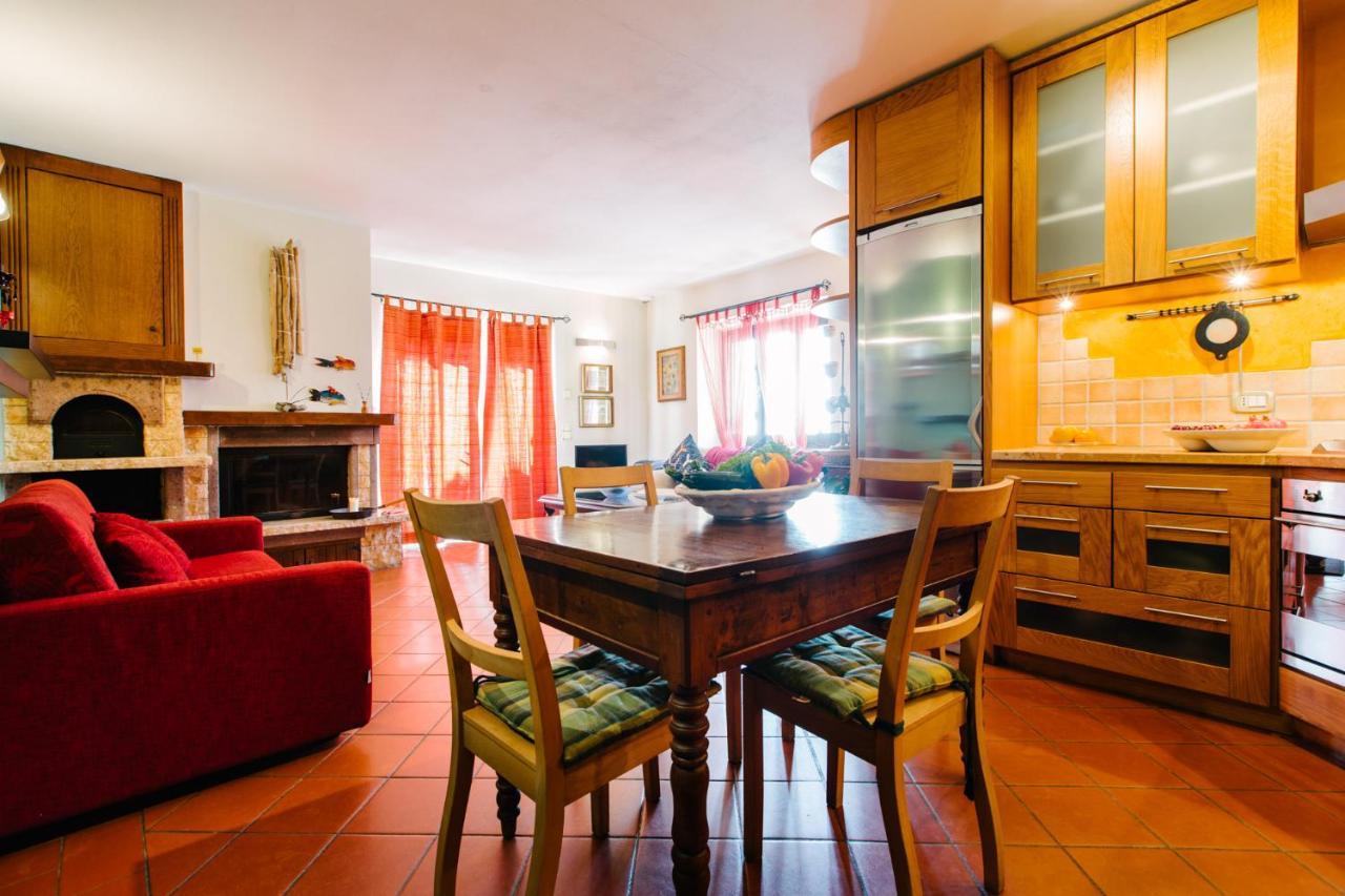 Agriturismo Casa Andreina Кастильоне дела Пеская Екстериор снимка